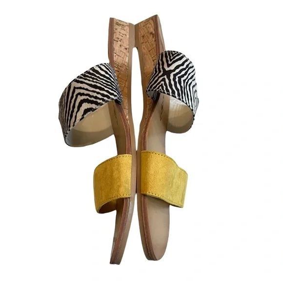 DV Bailey Slide Sandals - Picture 5 of 8